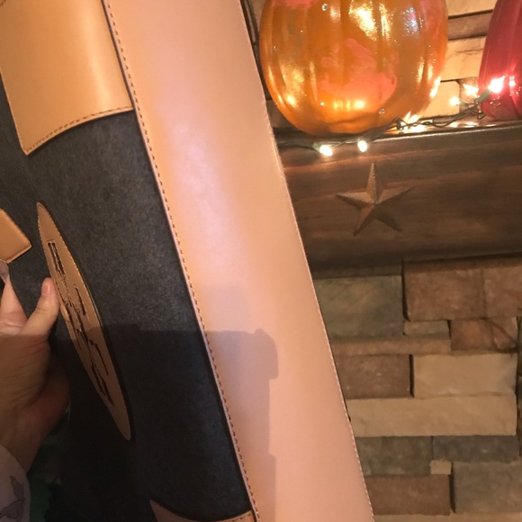 ❌ SOLD ❌   Tory Burch mini tote🎄NWT - Picture 7 of 8